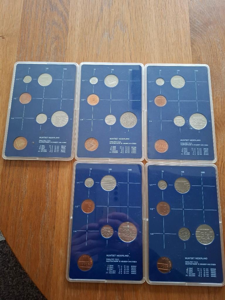 Rijksmunt Utrecht muntset Nederland 1982 t/m 1986, Postzegels en Munten, Munten | Nederland, Setje, Overige waardes, Koningin Beatrix
