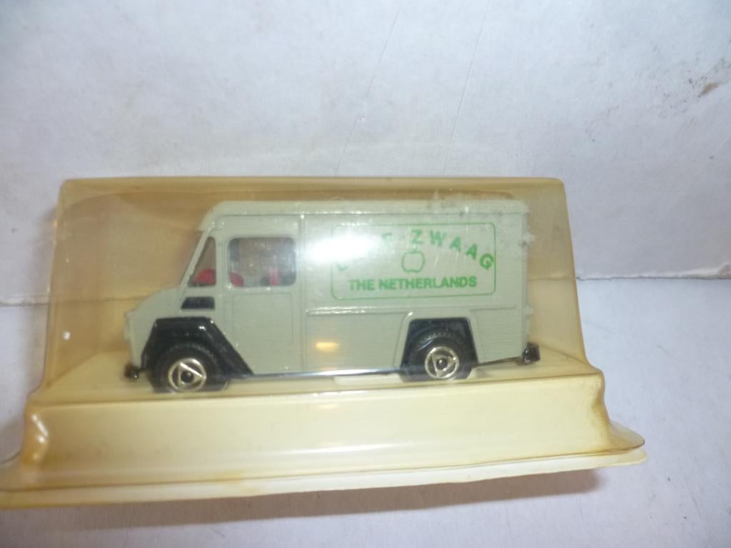 Efsi Commer 302 Leaf Zwaag The Netherlands 1:64 modelauto., Ophalen of Verzenden, Nieuw, Auto