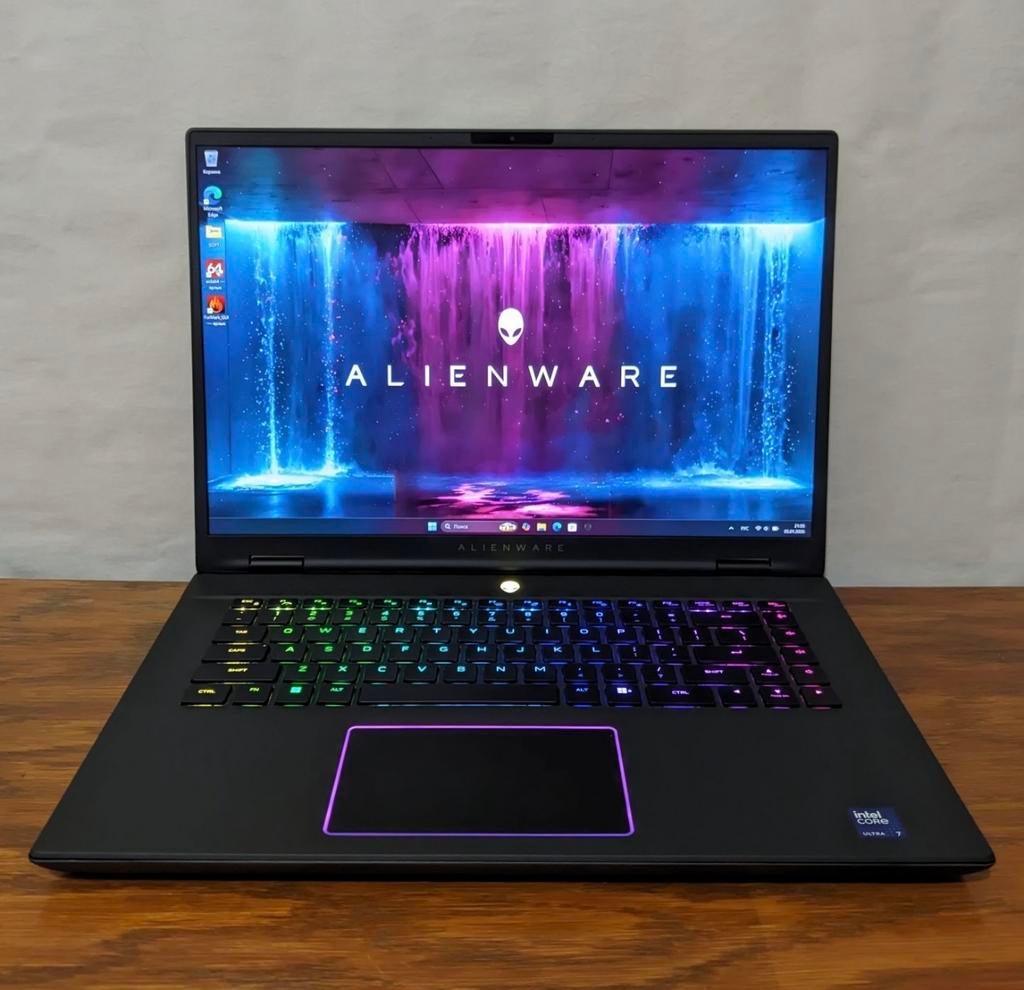 Dell Alienware M16 R2, Computers en Software, Windows Laptops, Zo goed als nieuw, 16 inch, SSD, 4 Ghz of meer, Gaming, Ophalen of Verzenden