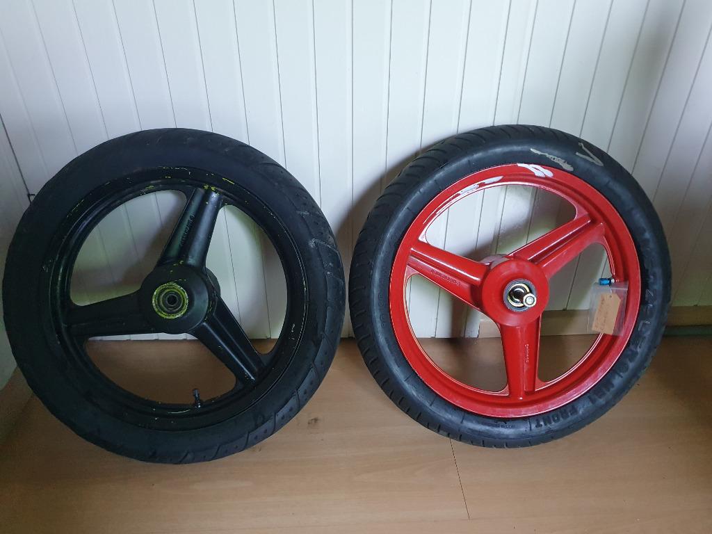 Derbi GPR Racing (oude type) 2 takt Voorvelg wiel velg, Ophalen of Verzenden, Gebruikt, Tank, Derbi