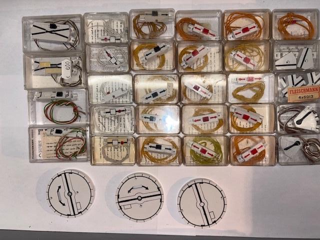 Fleischmann witte schakelaars controle schakelsysteem, Hobby en Vrije tijd, Modeltreinen | H0, Gelijkstroom, Fleischmann, Overige typen