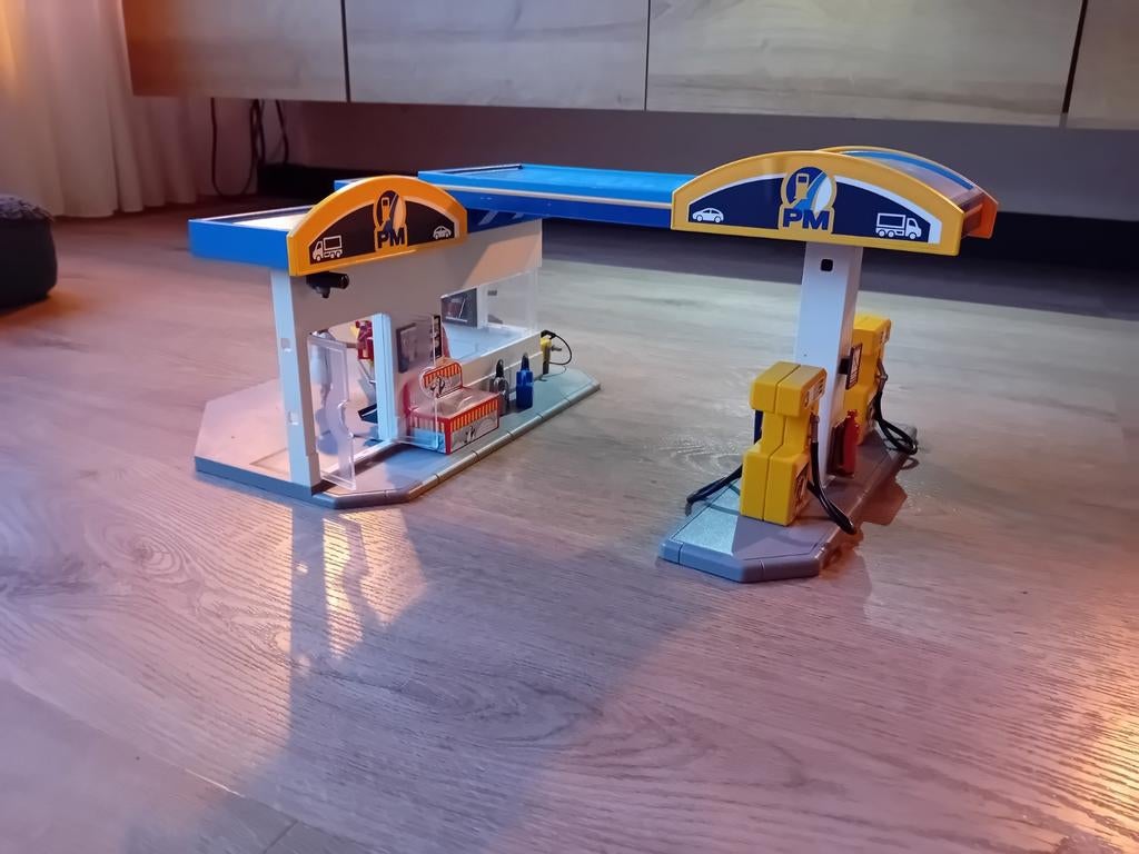 Playmobil Tankstation - mist een auto die erbij bij zat, Ophalen of Verzenden, Gebruikt