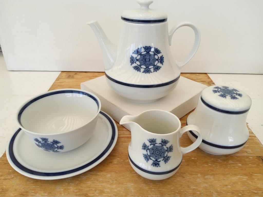 Mosa - Theepot -  Juskom - Blauwe Tulpen, Antiek en Kunst, Antiek | Servies los, Ophalen of Verzenden