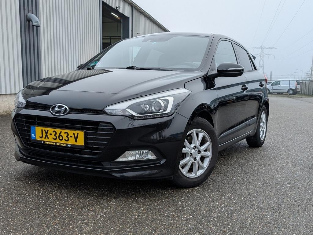 Hyundai i20 1.0 T-gdi 5-DRS 2016 Zwart, Auto's, Hyundai, Bedrijf, i20, ABS, Achteruitrijcamera, Airbags, Airconditioning, Alarm