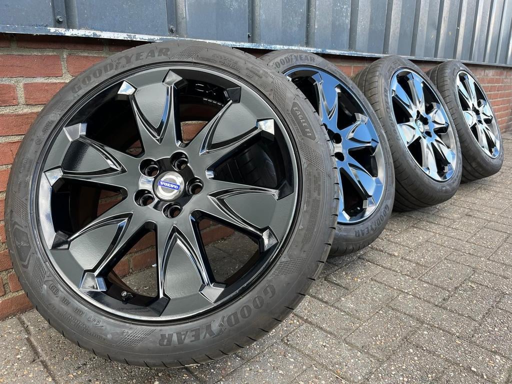 19 Inch Originele Volvo XC70 Erakir Zomerset Goodyear, 4153RD, Banden en Velgen, Nieuw, 235 mm