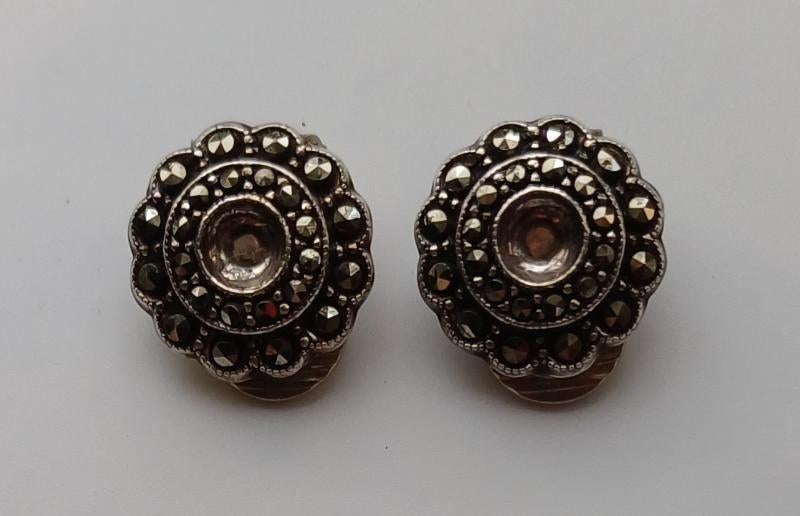 Antiek zilveren zeeuwse knop/knoop oorbellen, Gebruikt, Ophalen of Verzenden, Knopjes of Stekers, Zilver