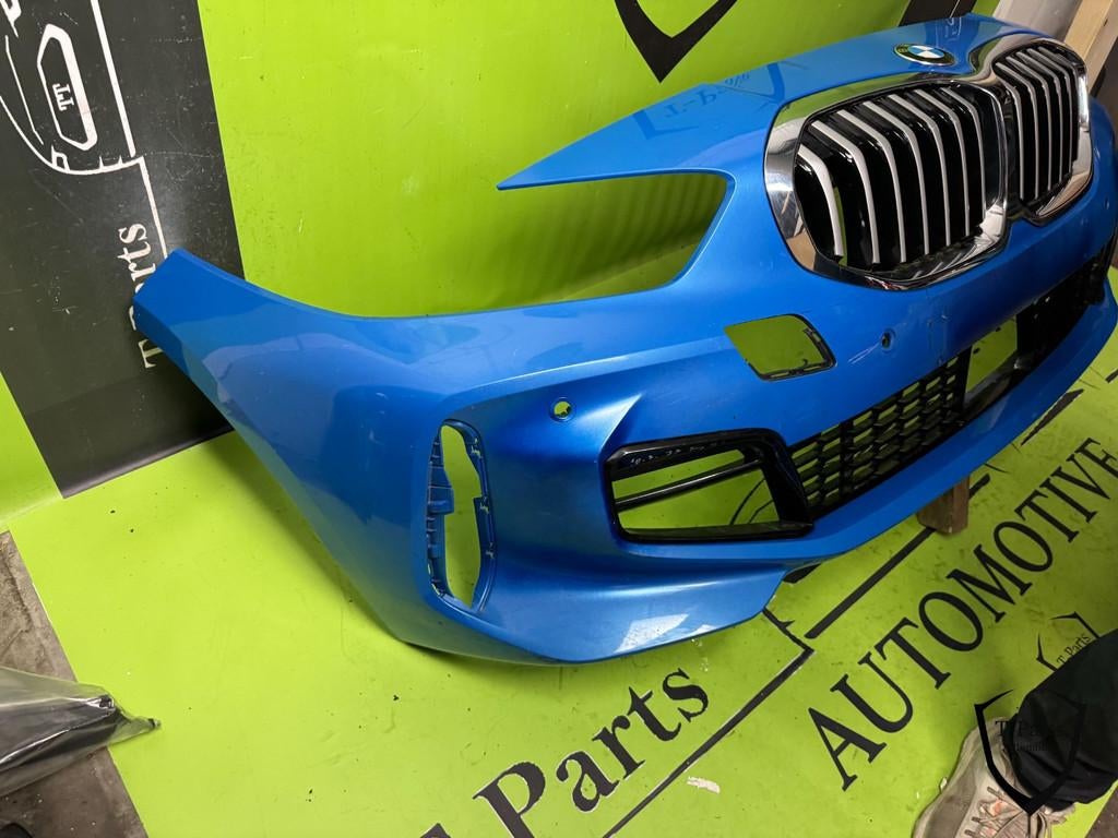 bmw 1 serie f40 voorbumper bumper 18+ M PAKKET, Petuelring 130
80788  Munich, DE, Gebruikt, Info@bmw.de, Ophalen of Verzenden