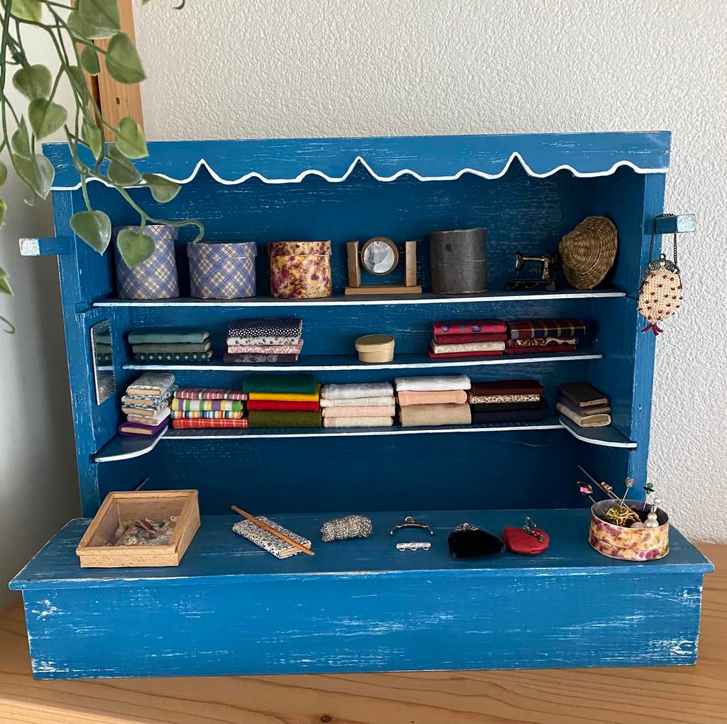 Stoffenwinkeltje winkeltje, Ophalen of Verzenden, Zo goed als nieuw, Poppenhuis