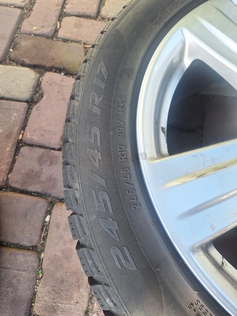 Mooie velgen met goede banden 245-44-17 voor steek 5 x 8, Ophalen of Verzenden, Zo goed als nieuw