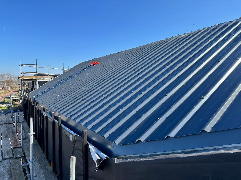 nieuwe stalen dakplaten JorisIDE JI 33-250-1000 ca. 45 m2, Nieuw, 15 m² of meer, Metaal, Grijs