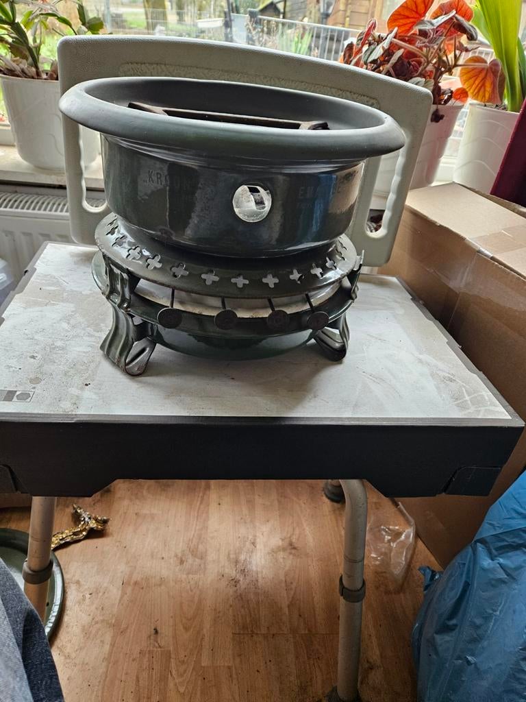 Goed 4 pits petroleumstel, Ophalen of Verzenden, Gebruikt, Brander, Fondueset
