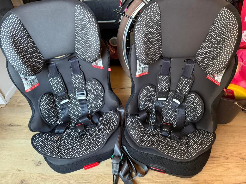 2 stuks autostoeltjes Hema met isofix, Autogordel, 15 t/m 36 kg, Zo goed als nieuw, Ophalen