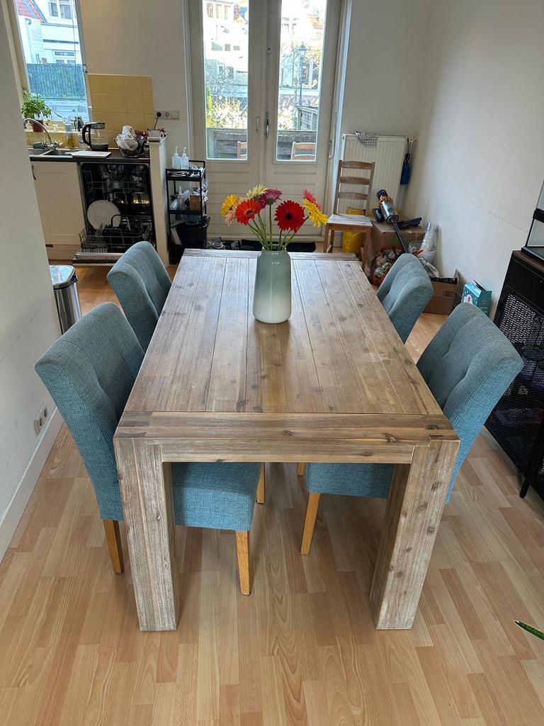 Massief houten eettafel 160x90 met 4 blauwe stoelen, Huis en Inrichting, Tafels | Eettafels, Ophalen, Gebruikt, 50 tot 100 cm