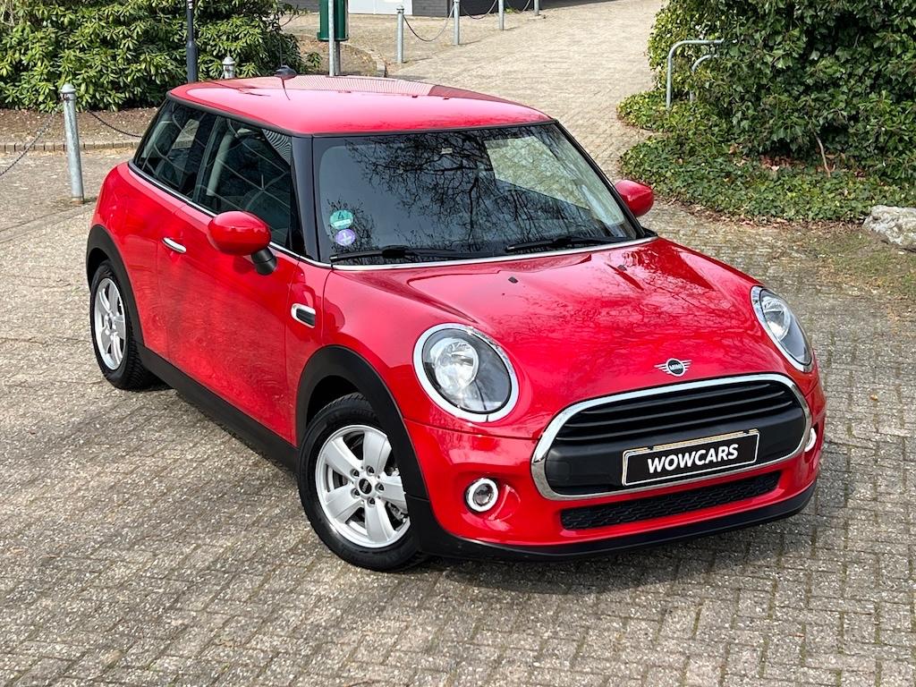 MINI Cooper 1.5i 165pk CarPlay Alarm Cruise Control Navi, Voorwielaandrijving, Stof, 49 €/maand, Origineel Nederlands