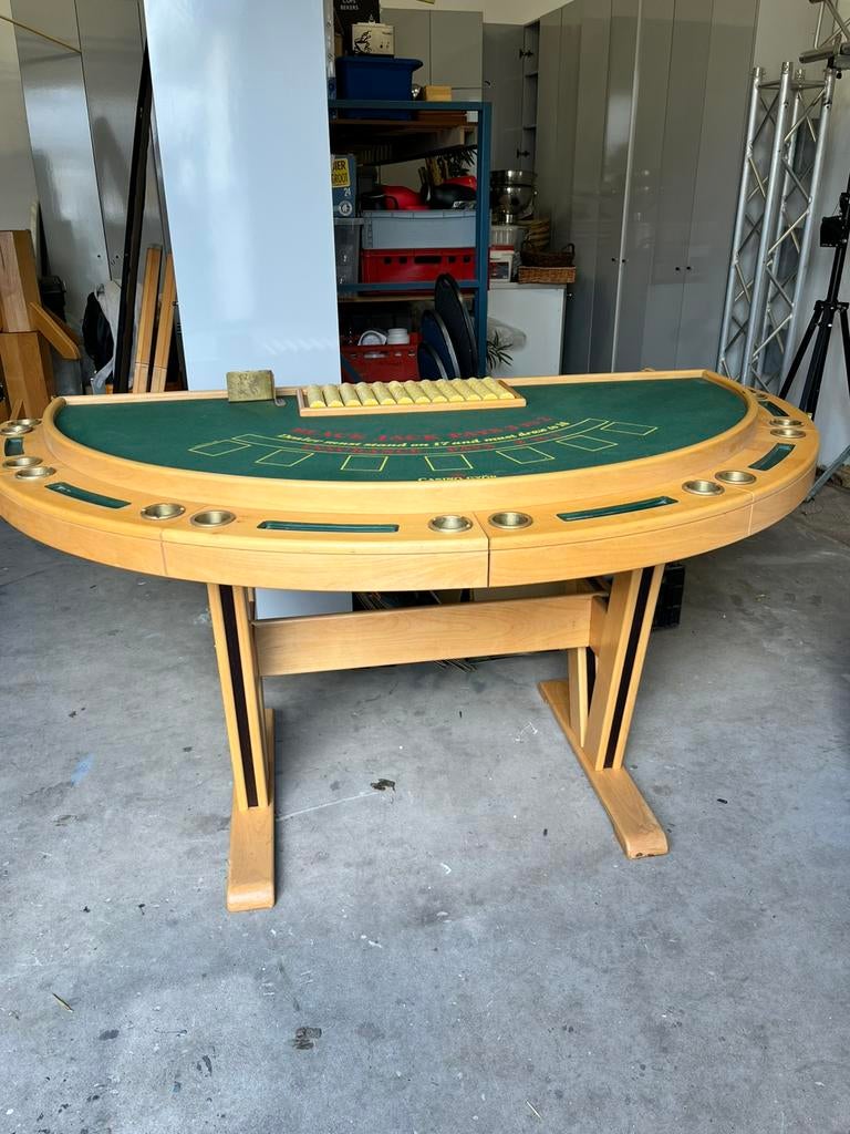 Blackjack tafel, Ophalen, Gebruikt