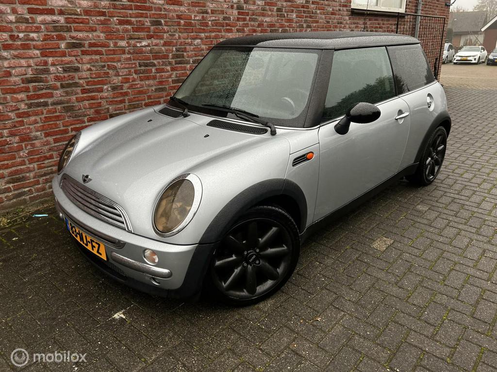 Mini Mini 1.6 Cooper, Voorwielaandrijving, Stof, Gebruikt, Zwart