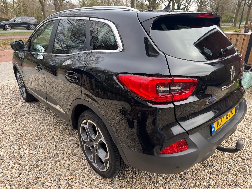 Renault Kadjar 1.2 TCE 2017 Zwart, Auto's, Renault, Voorwielaandrijving, Kadjar, 4 cilinders, Leder en Stof