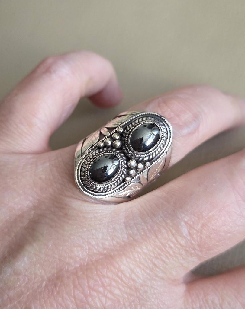 Maat 18 - Mooie zilveren (925) ring met HEMATIET, Sieraden, Tassen en Uiterlijk, Ringen, Ophalen, 18 tot 19, Zo goed als nieuw