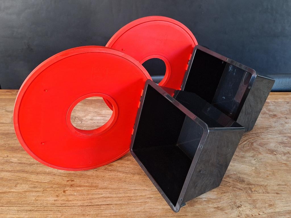 paar vintage Ikea design PS Mystisk set wand-kastjes rood, Ophalen of Verzenden, Huis en Inrichting