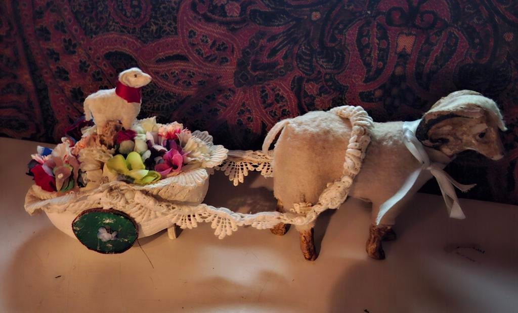 Rammetje met bloem paaskar, Ophalen of Verzenden