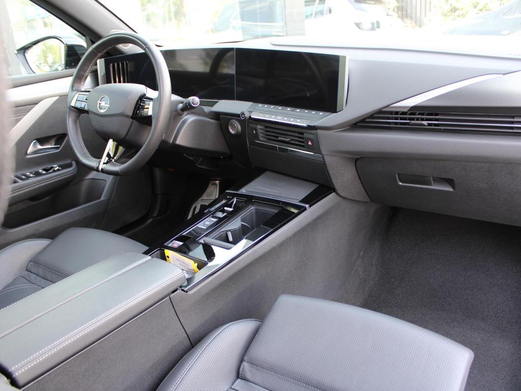 Opel Astra Sports Tourer 1.2 Turbo Ultimate | Navi / Panoram, 12 maanden, Euro 6, 1199 cc, Adaptive Cruise Control