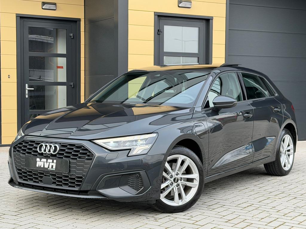 Audi A3 Sportback 40 TFSI e S-Edition - 360 Camera - Panor, Adaptive Cruise Control, Euro 6, 4 cilinders, 150 pk