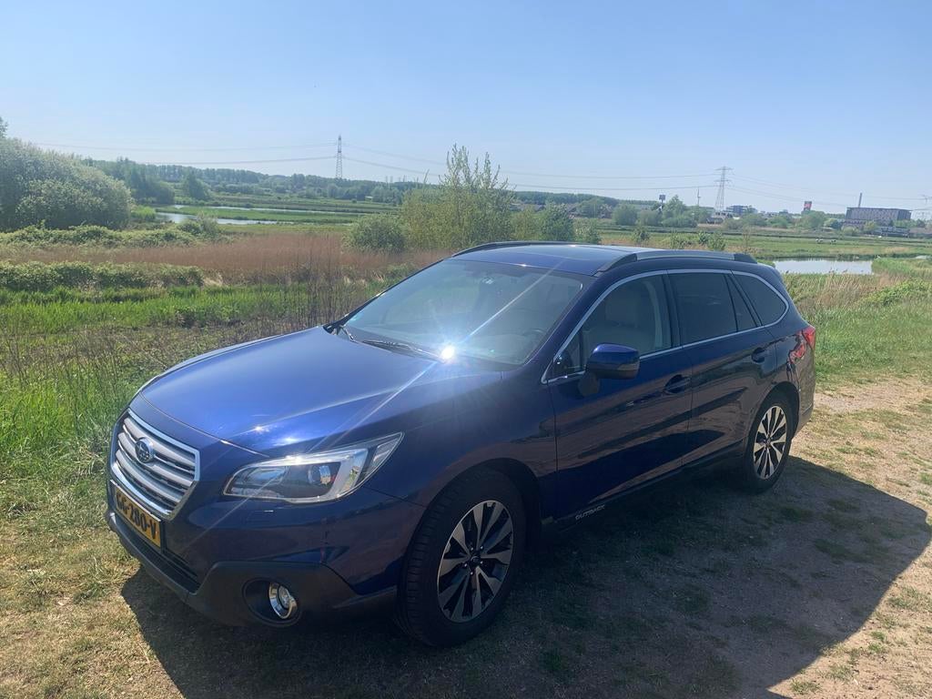 Subaru Outback 2.5i 175PK Lineartronic CVT Eyesight 2015, Auto's, Subaru, Particulier, Outback, 4x4, ABS, Achteruitrijcamera, Adaptieve lichten