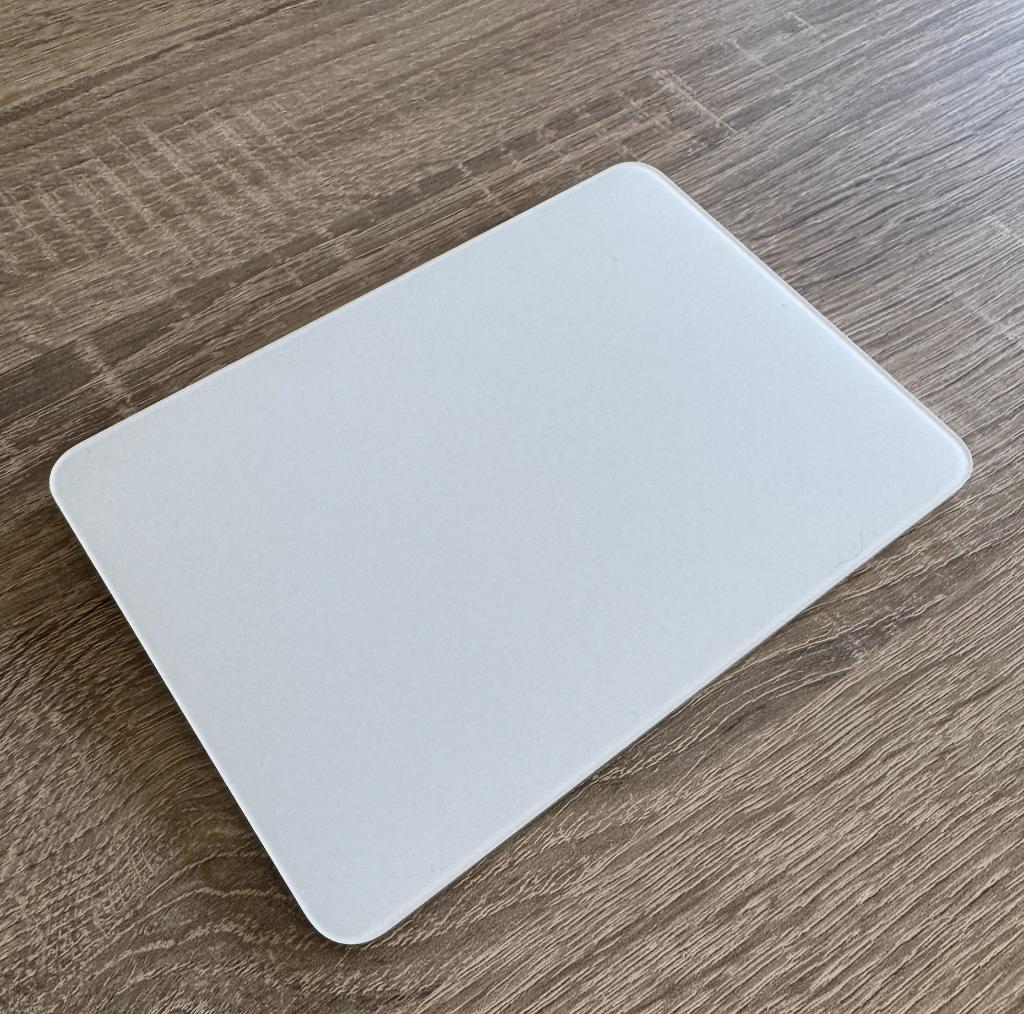 Apple Trackpad Wit (Lightning), Computers en Software, Muizen, Ergonomisch, Rechtshandig, Ophalen of Verzenden, Zo goed als nieuw