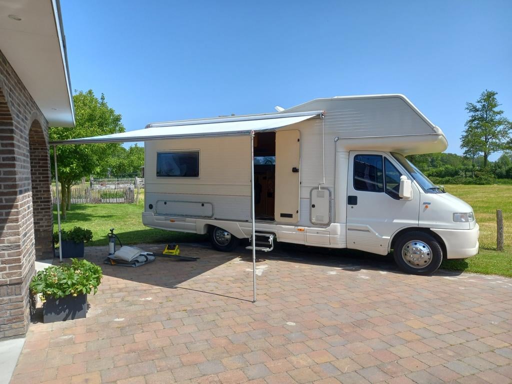 Gepimpte camper Fiat Ducato te koop, Particulier, Half-integraal