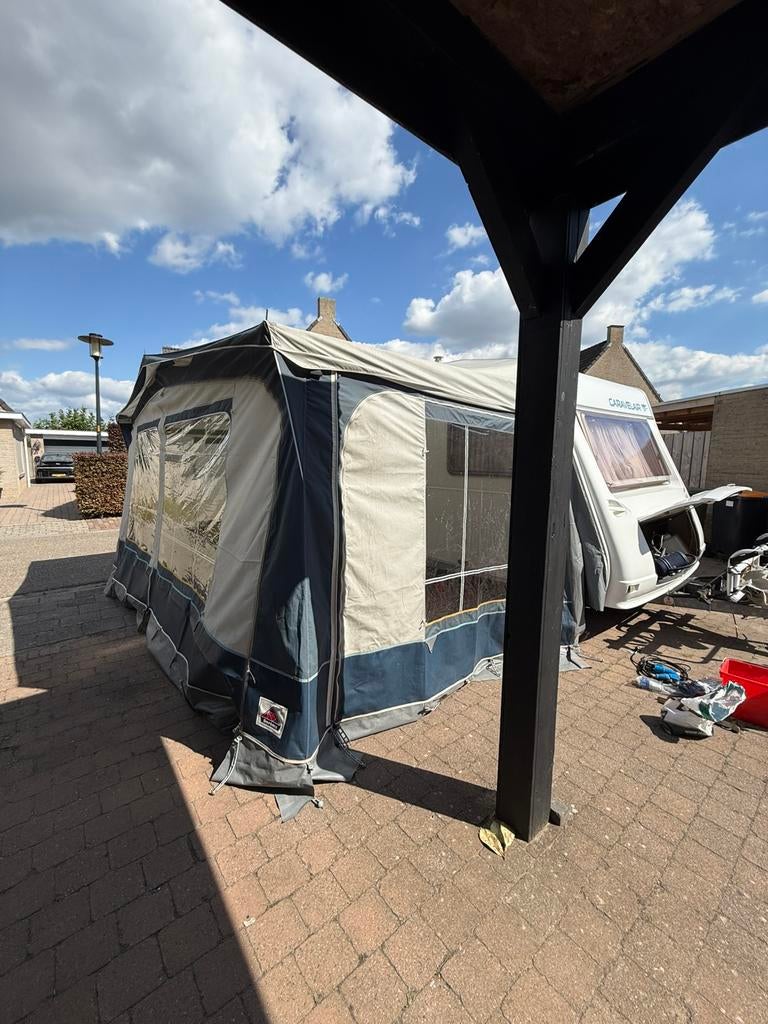 Dorema voortent, Ophalen, Zo goed als nieuw