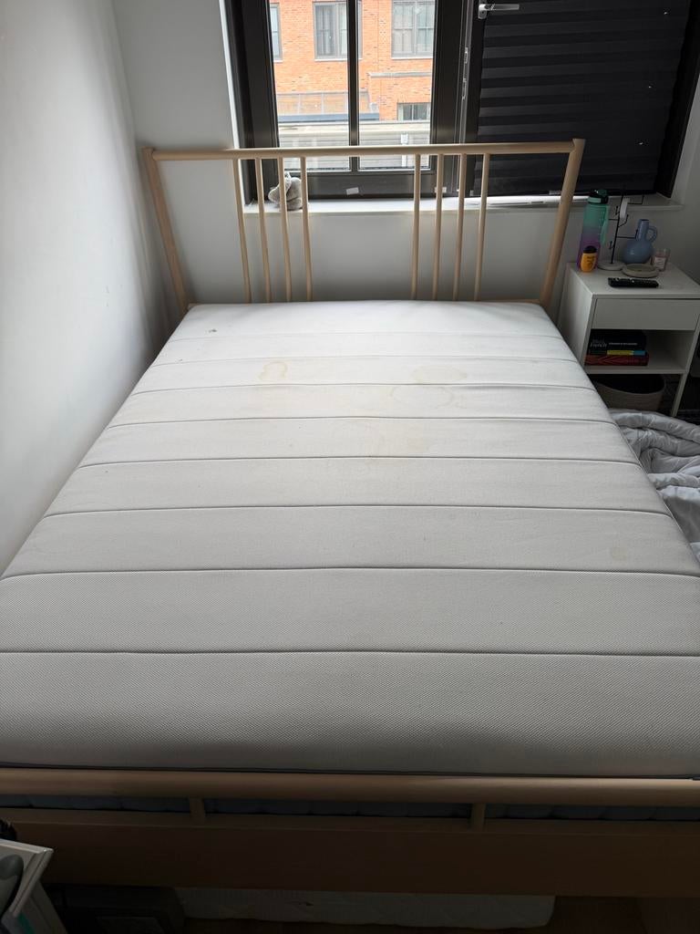 IKEA bed BJÖRKSNÄS 140x200cm met lattenbodem MOET ZSM WEG, Ophalen, Gebruikt, Beige, Tweepersoons
