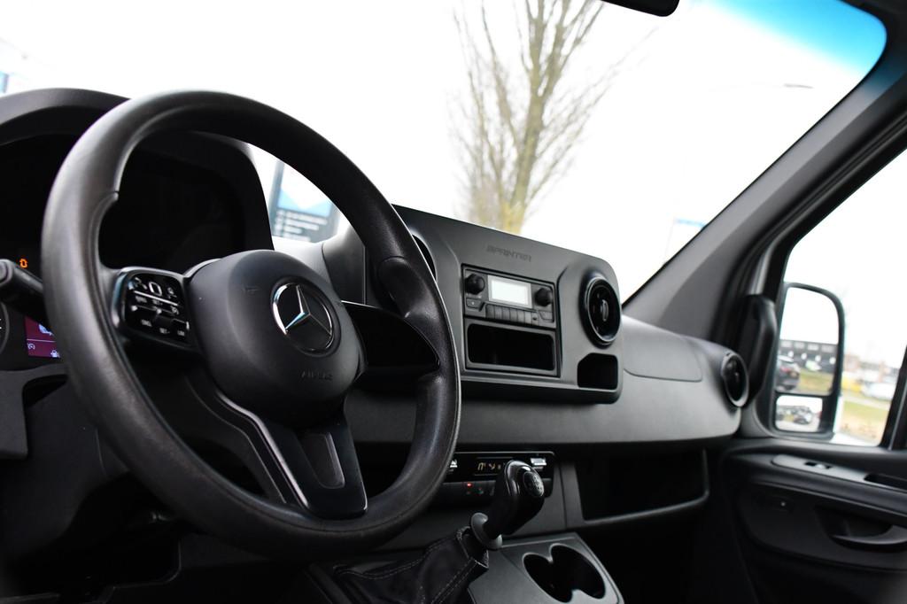 Mercedes-Benz Sprinter 319 V6 3.0 CDI L2H2 PB Edition Camera, Auto's, Bestelauto's, Gebruikt, Euro 6, 190 pk, 2000 kg