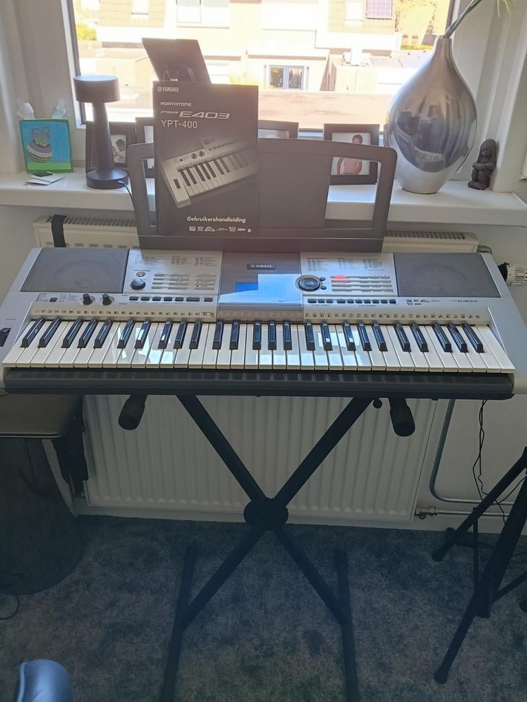 Yamaha psr e403, Ophalen, Gebruikt, 61 toetsen, Yamaha