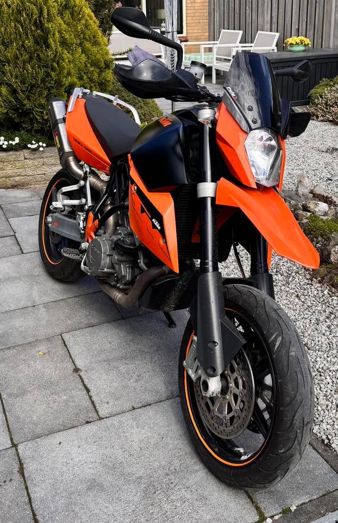 KTM 990 SM 2008 met Koffers - Supermoto!, Motoren, 2 cilinders, Particulier, Sportuitlaat, SuperMoto
