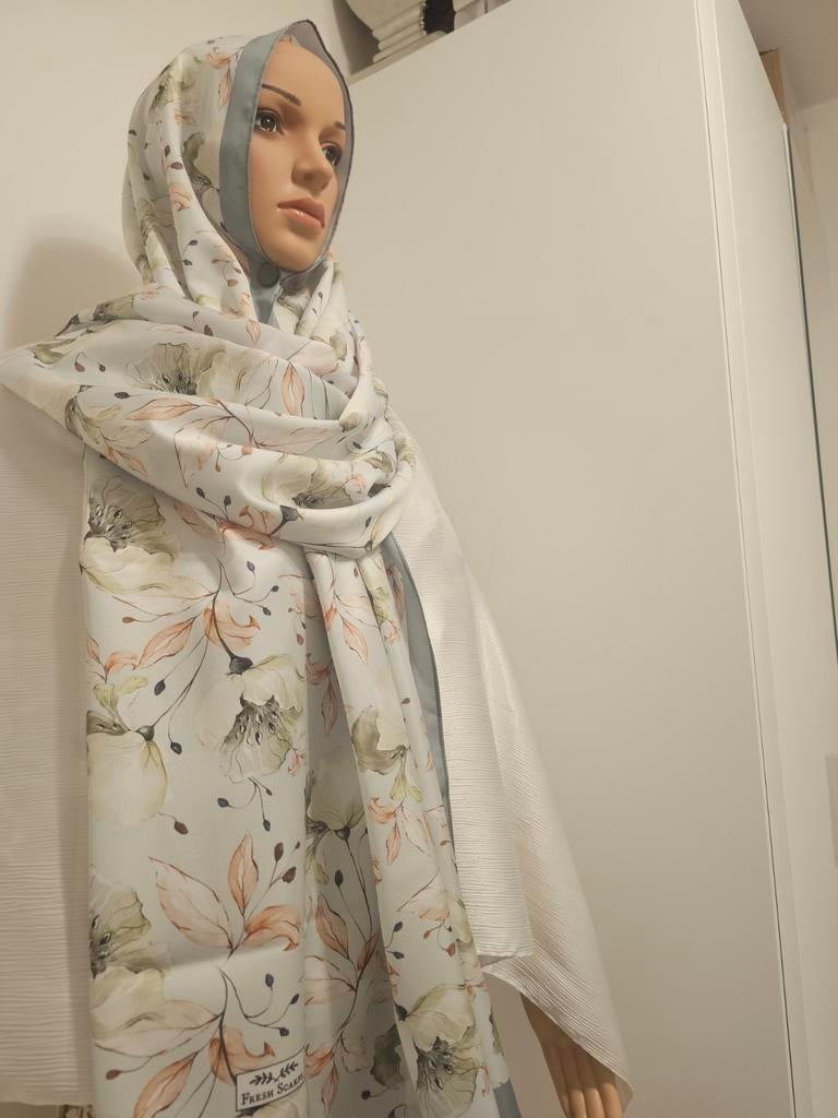 FRESH SCARFS merk sjaal, Ophalen of Verzenden, Zo goed als nieuw, Maat 46/48 (XL) of groter, Sjaal