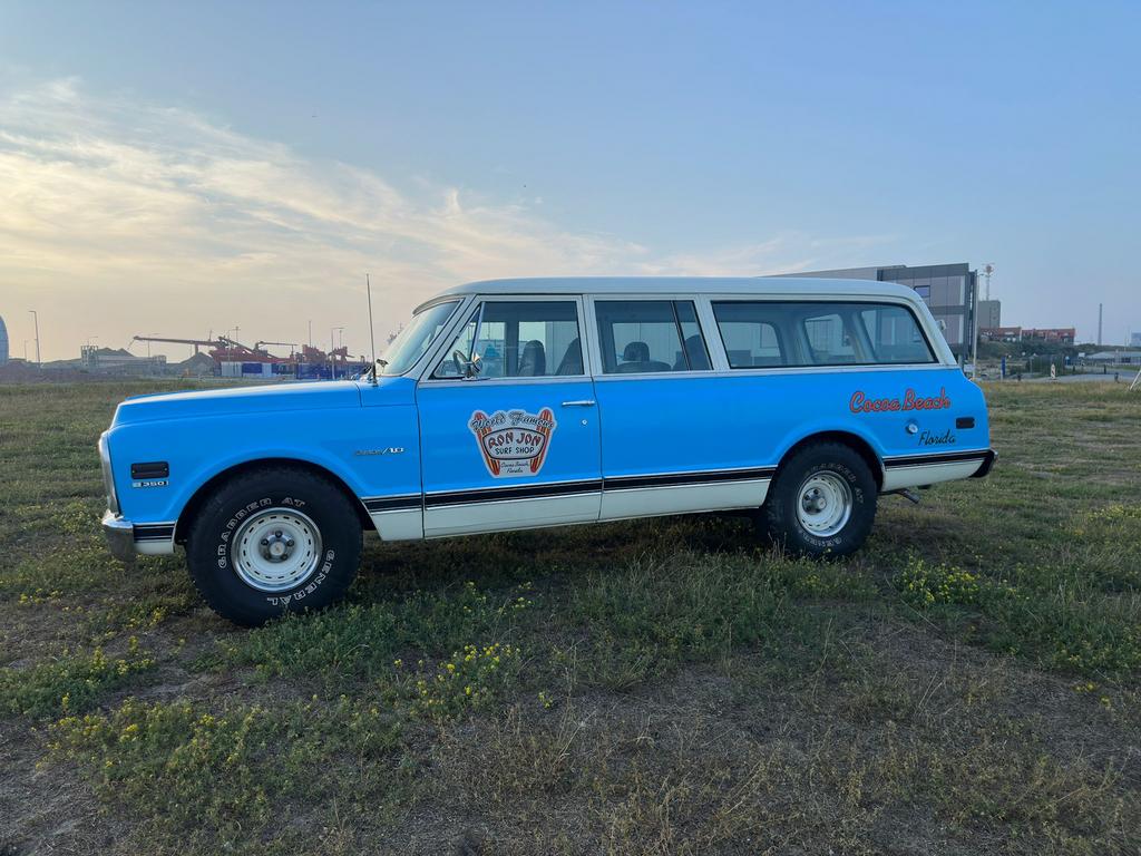Suburban  chevrolet. 1972, Particulier, Te koop