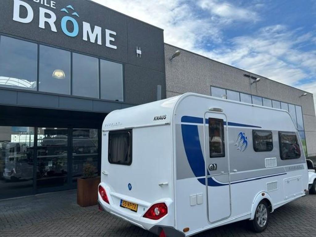 Knaus Sudwind Silver Selection 420 QD, Schokbreker, Bedrijf, Treinzit, Tot en met 3