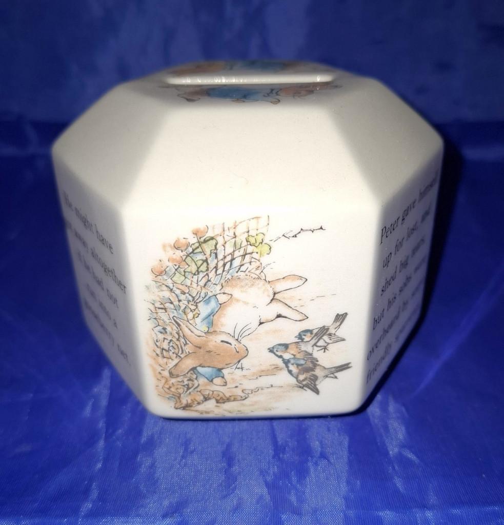 Wedgwood Peter Rabbit Beatrix Potter 8-hoekige spaarpot, Ophalen of Verzenden