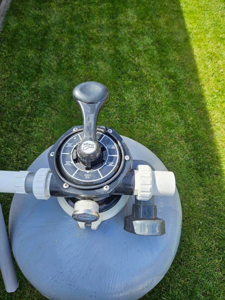 Zandfilter zwembad, Ophalen, Zo goed als nieuw, Filter