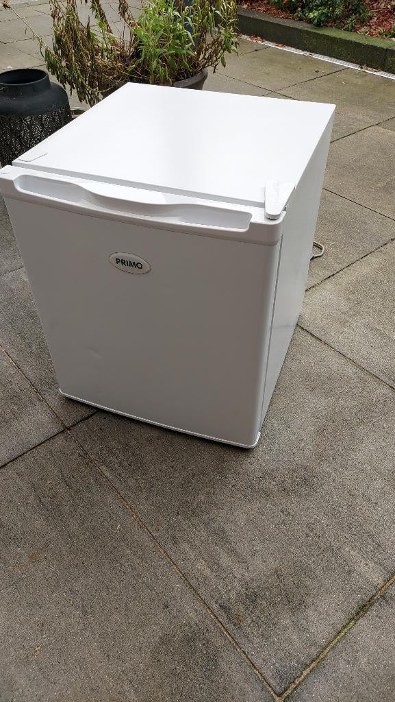 Primo koelkast € 65, Witgoed en Apparatuur, Ophalen, Minder dan 85 cm, Minder dan 75 liter, Zonder vriesvak