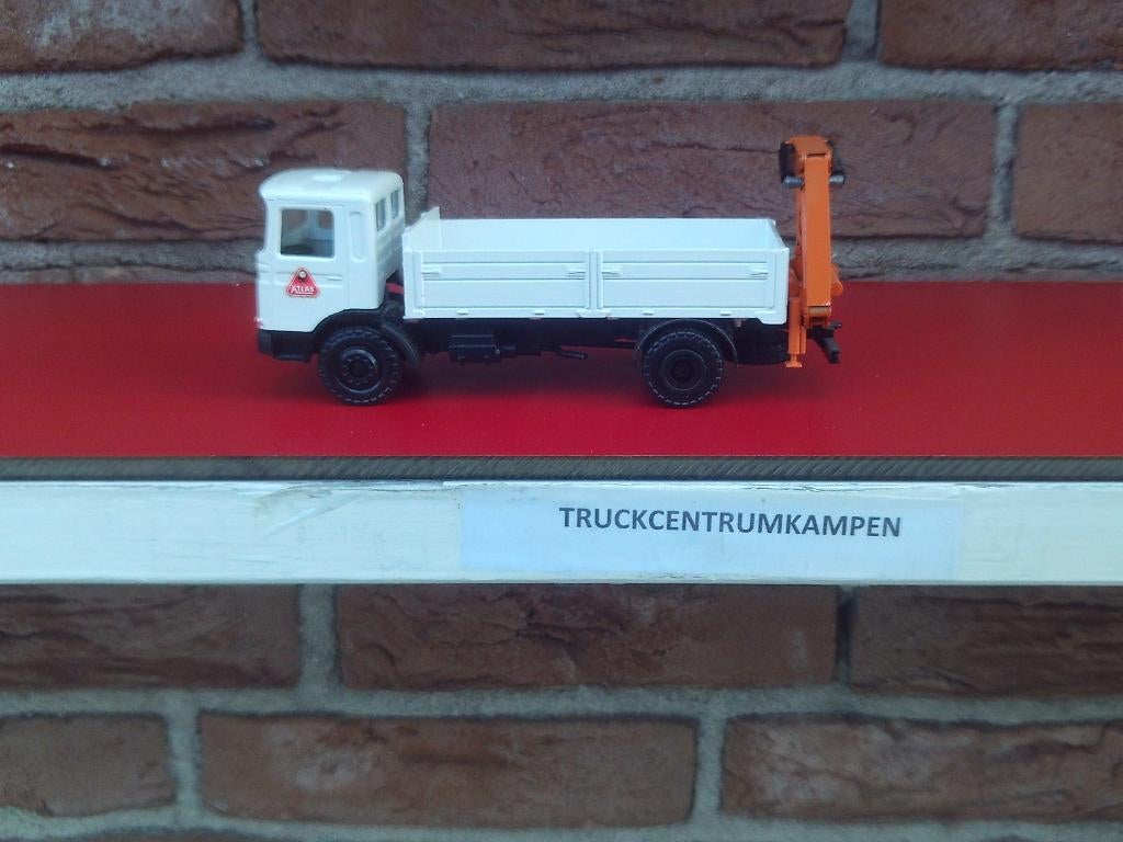 Conrad  Man  vrachtwagen  met  kraan., Ophalen of Verzenden, Zo goed als nieuw, Bus of Vrachtwagen, Conrad