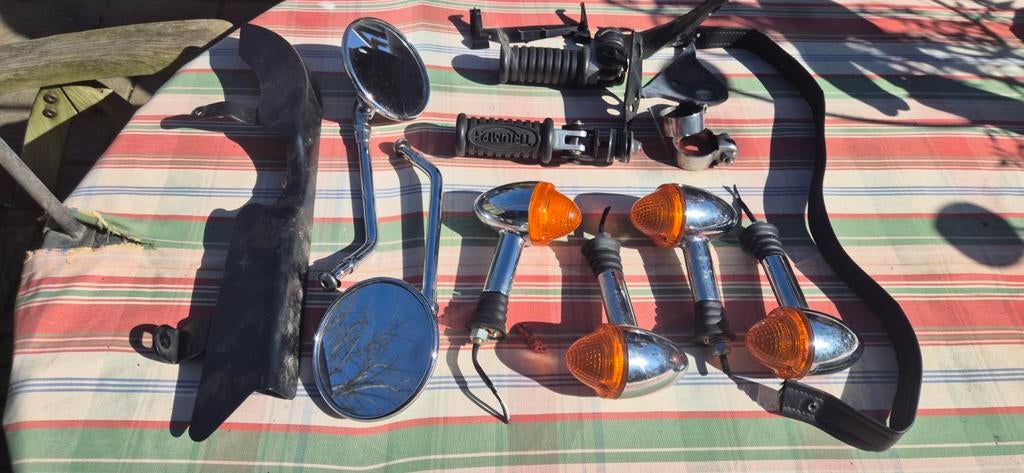 TRIUMPH BONNEVILLE T100 DIVERSE ONDERDELEN, Motoren, Ophalen of Verzenden