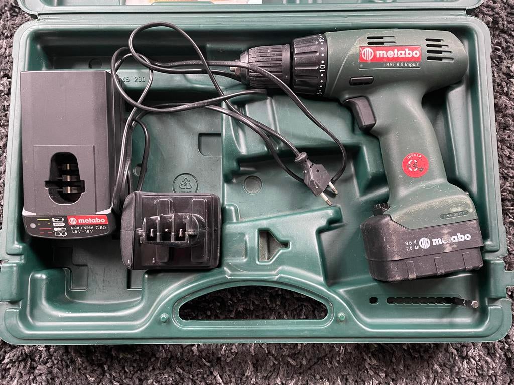 Metabo impuls accuboormachine 9,6v met 2 accu’s, Ophalen of Verzenden, Gebruikt, Boor- en Schroefmachine