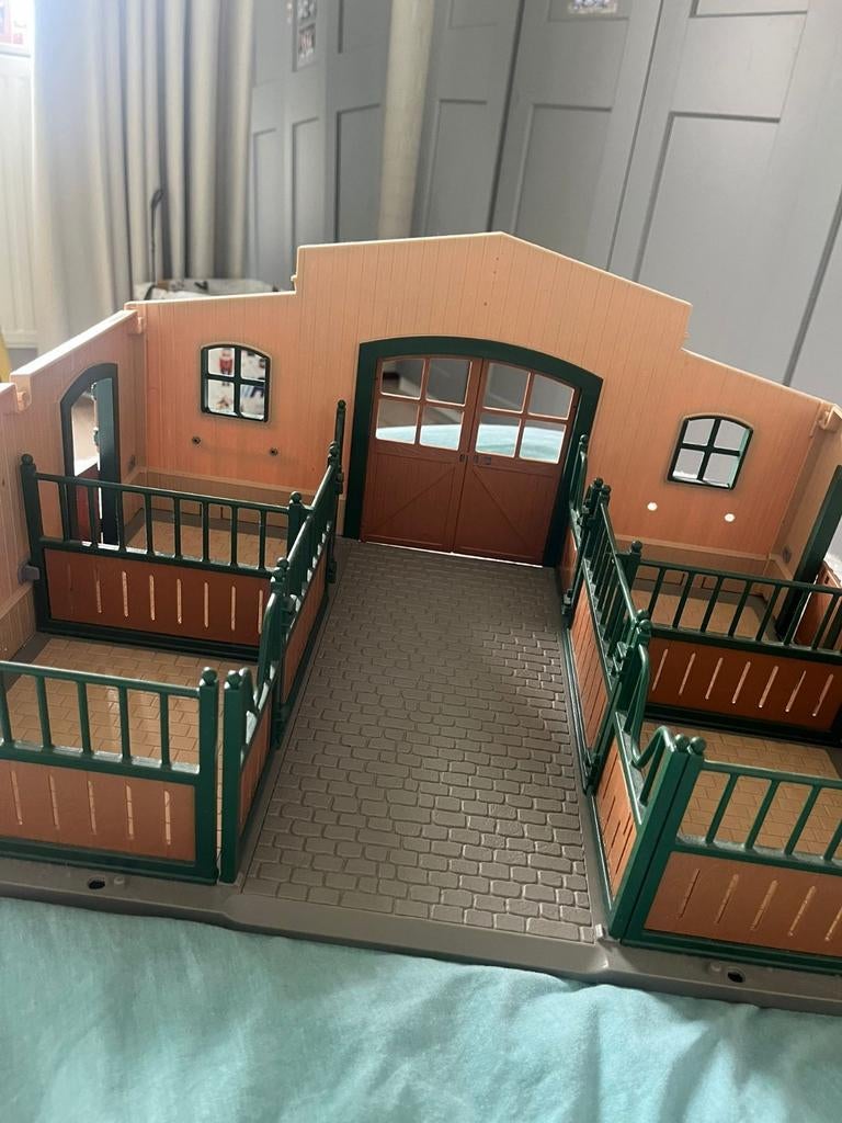 Schleich Paardenstal zonder dak - Speelplezier gegarandeerd!, Ophalen