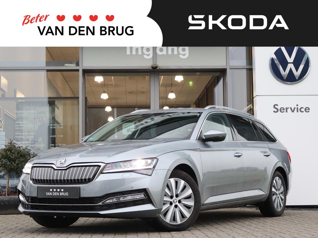 Skoda Superb Combi 1.4 TSI iV 218 pk DSG Style | Navigatie |, Stof, Gebruikt, 4 cilinders, Adaptive Cruise Control