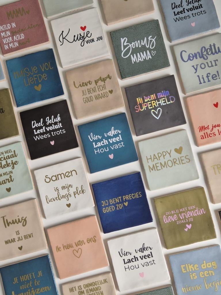 Blanco tegeltjes voor vinyl 40 kleuren 3 maten vanaf €1,50, Hobby en Vrije tijd, Knutselen, Handgemaakt, Nieuw, Meerkleurig, Ophalen of Verzenden