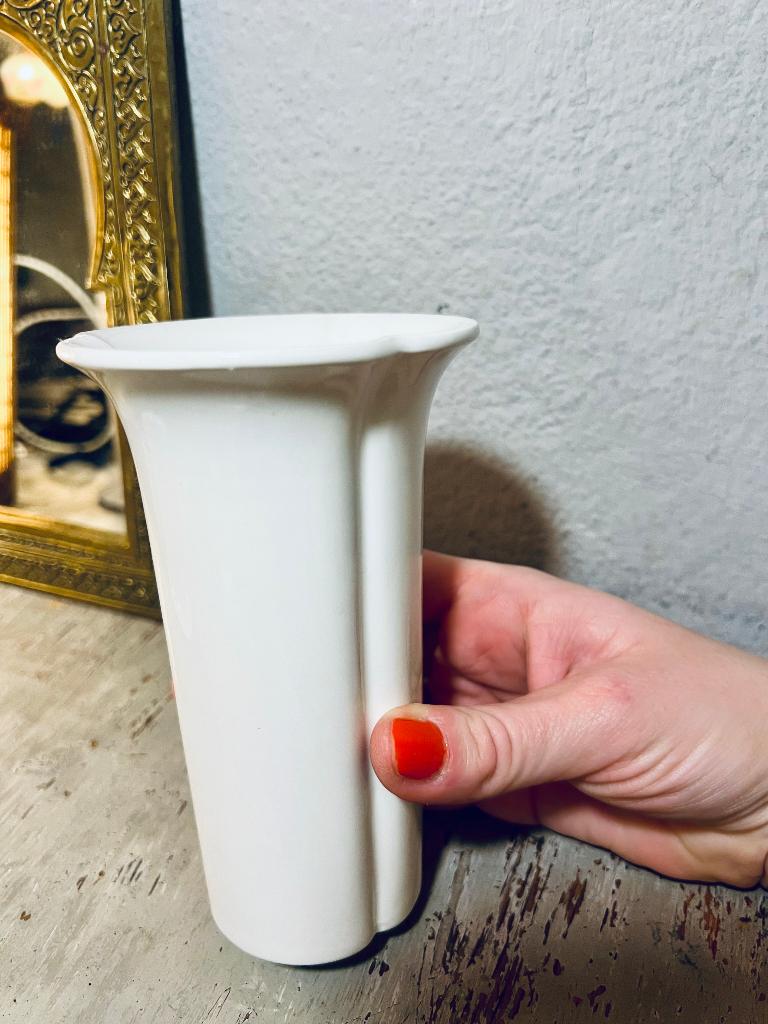 Vintage retro design vaas bloemenvaas wit porselein Arzberg, Huis en Inrichting, Wit, Aardewerk of Porselein, Ophalen of Verzenden