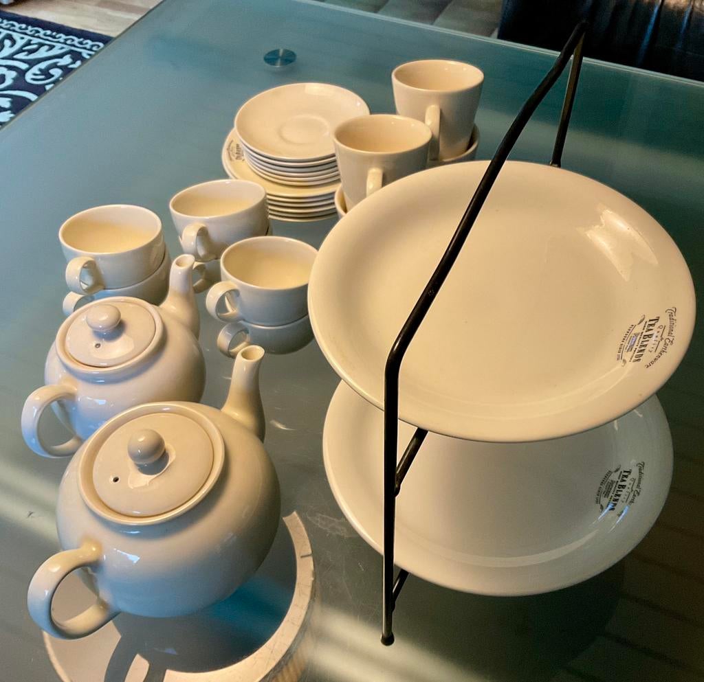 Johnson Bros voor Douwe Egberts theeservies Cremekleurig, Ophalen of Verzenden