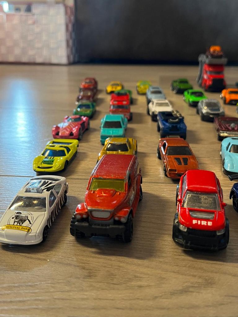 Grote collectie speelgoedautootjes (ca. 50 stuks), Kinderen en Baby's, Speelgoed | Speelgoedvoertuigen, Ophalen of Verzenden, Gebruikt