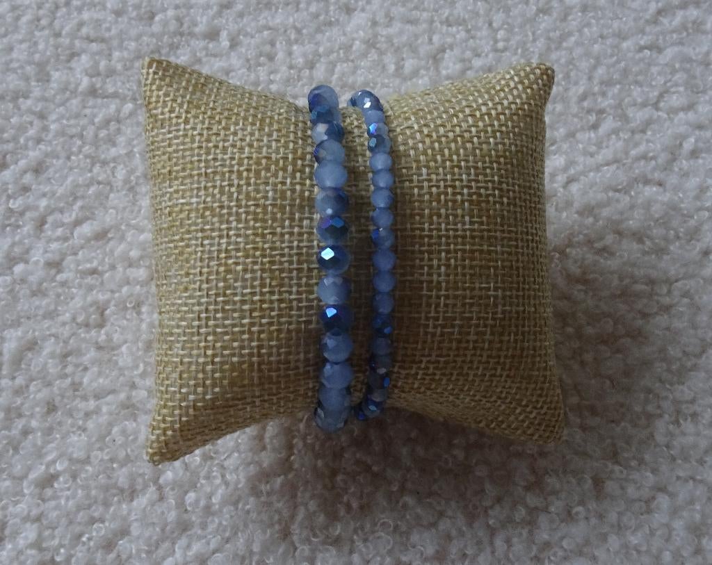 2 armbanden met facetkralen., Ophalen of Verzenden, Nieuw, Blauw, Elastiek